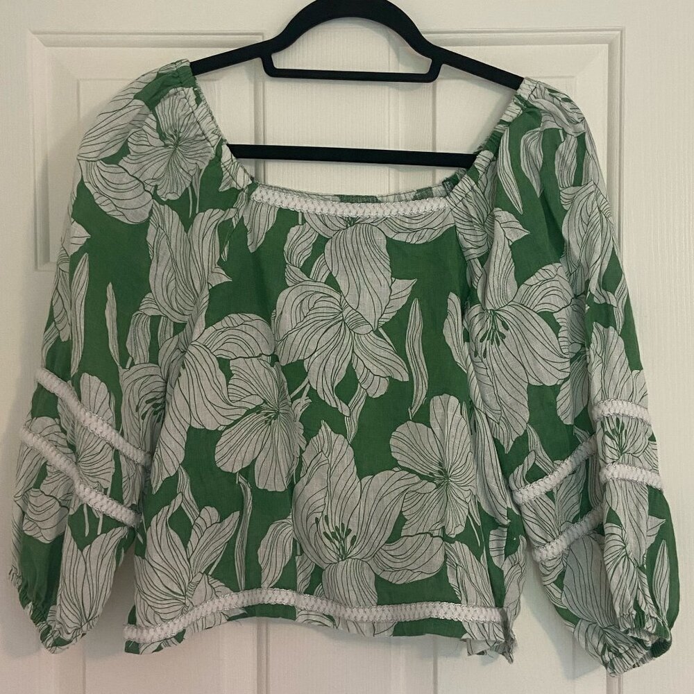 NWOT Tahari 100% Linen Green and White Tropical Floral Print Boxy Top Size S